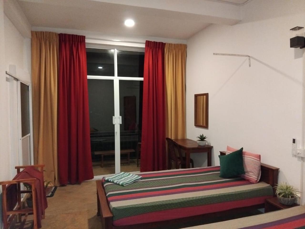 Rusara Guest Home Weligama Exterior foto